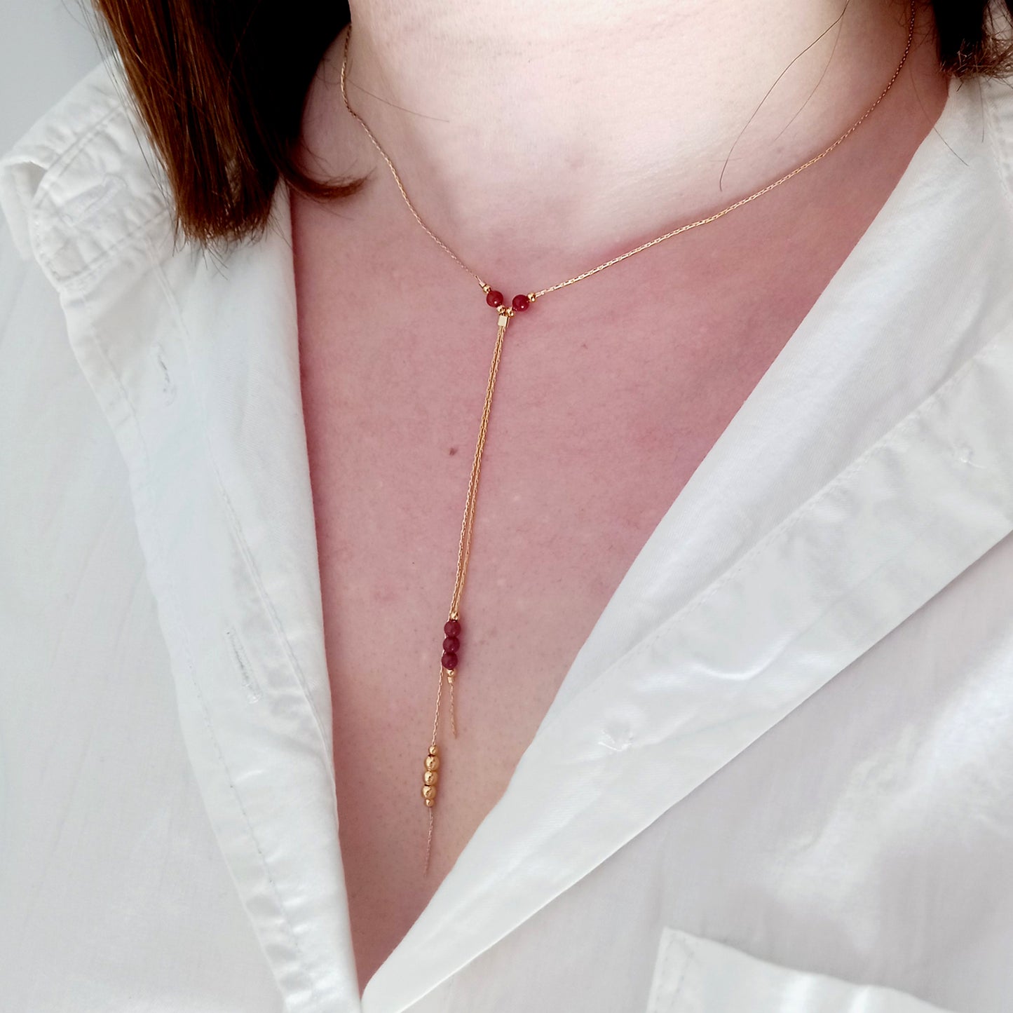 Collier de superposition d’or en jaspe rouge - Nicte