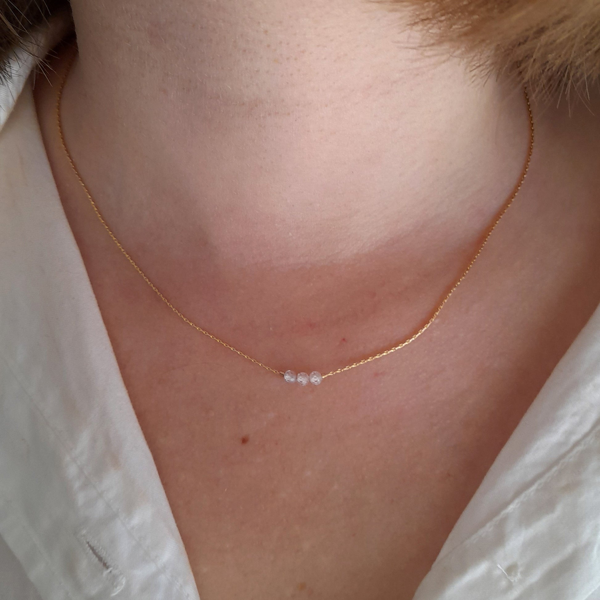 Collier court en zircon doré - Nicte