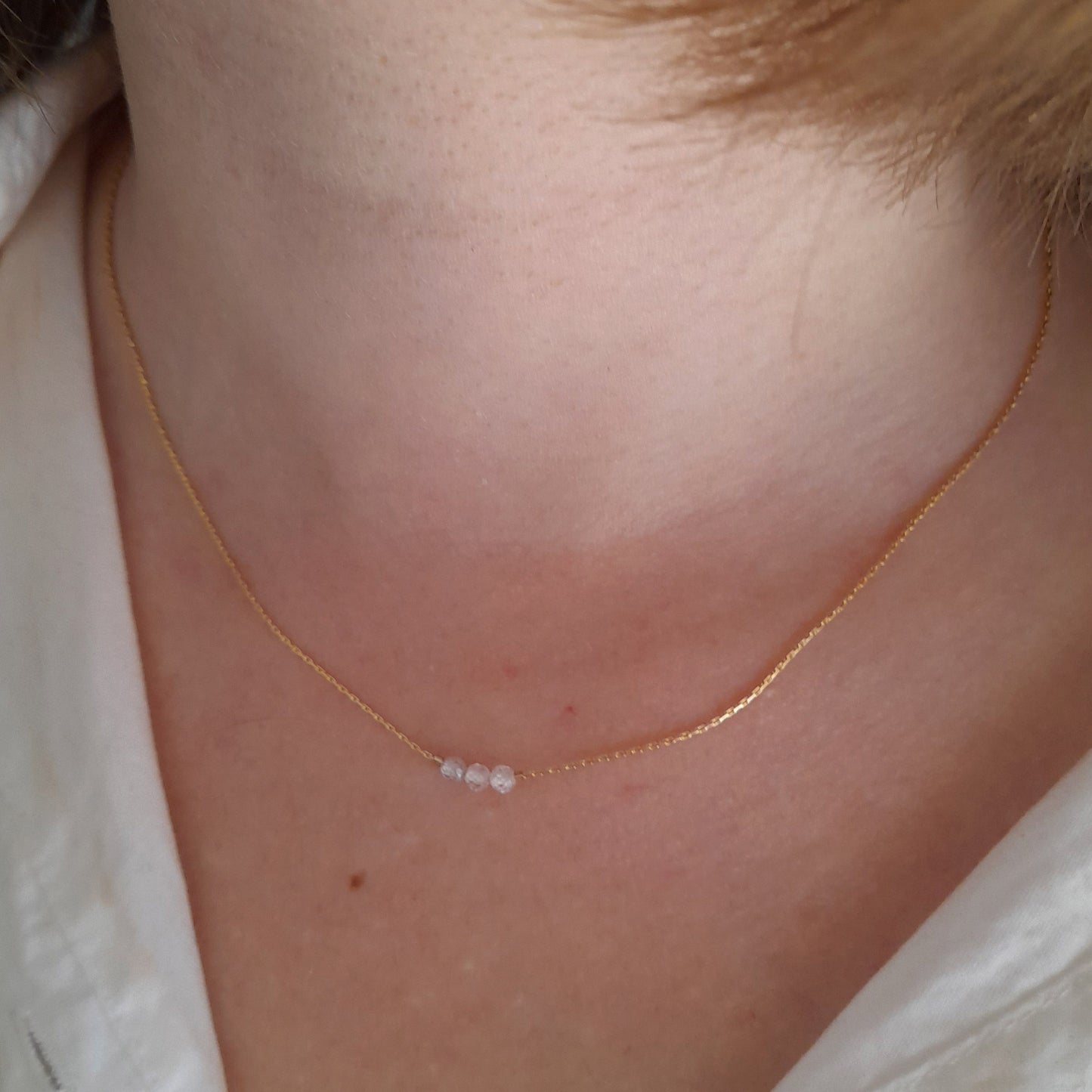 Collier court en zircon doré - Nicte