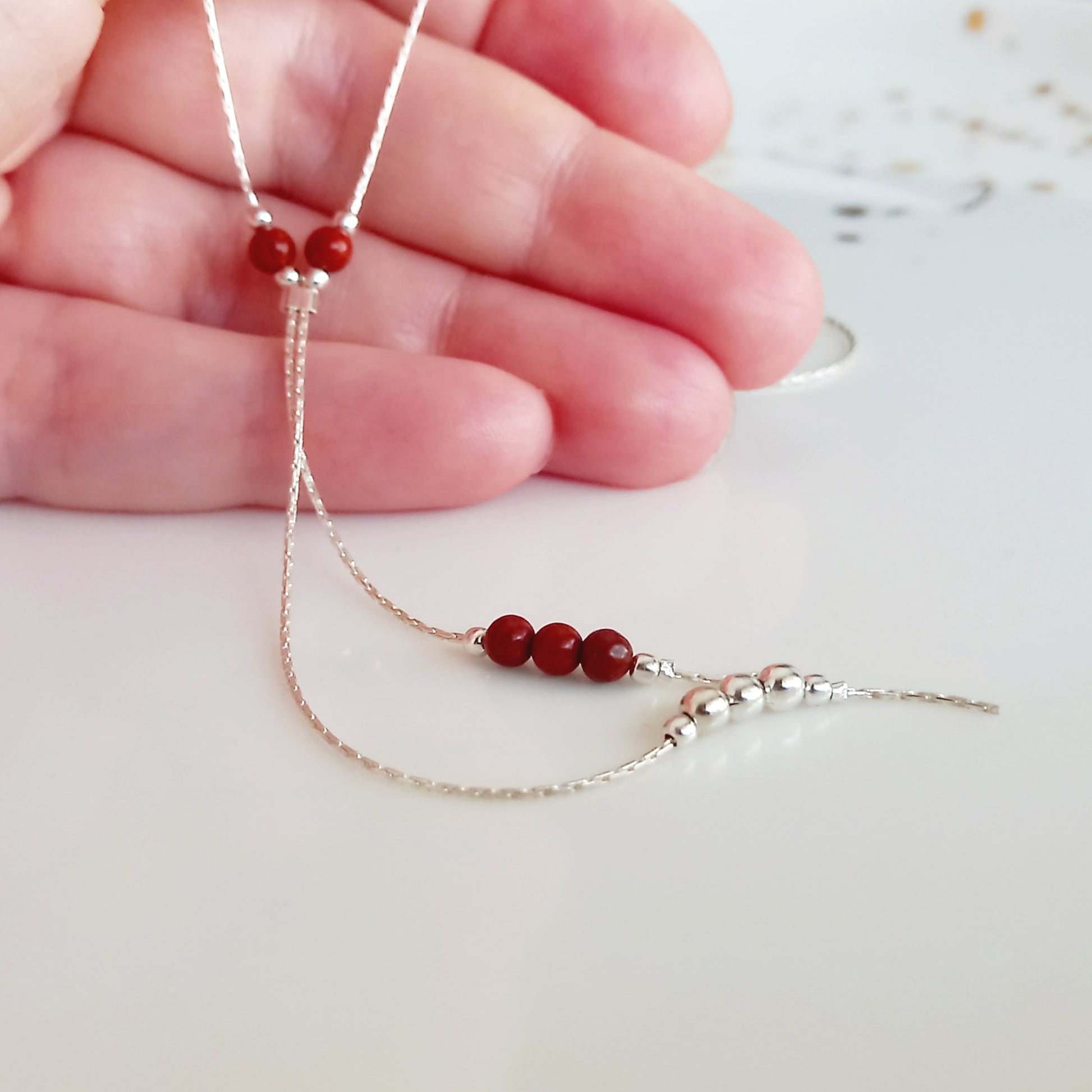 Collier de superposition Y en argent 925 en jaspe rouge - Nicte