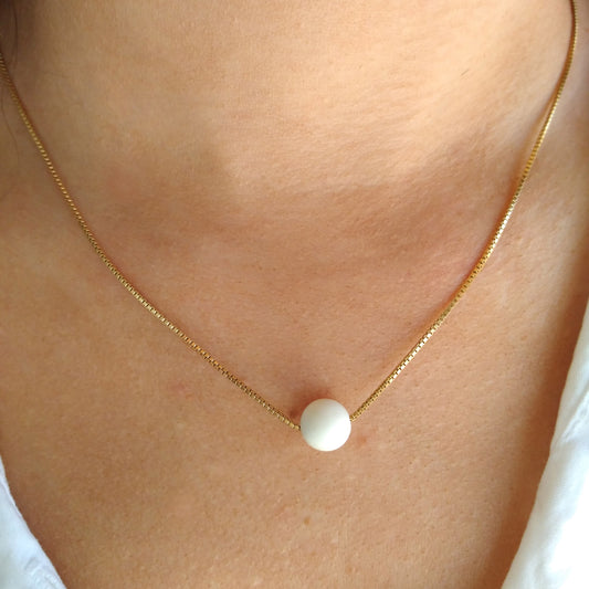 Collier rempli d’or de boule de nacre - Nicte