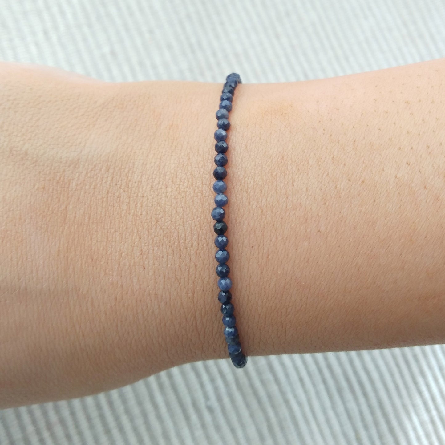 Bracelet de pierres précieuses de saphir bleu - Nicte